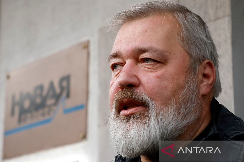Dmitry Muratov, kepala redaksi surat kabar investigatif Rusia, Gazeta. (ANTARA/Reuters/Maxim Shemetov/tm/aa)