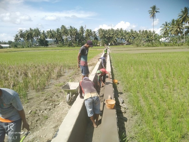 Lahan pertanian Desa Batulintik, Kecamatan Bintauna, Kabupaten Bolaang Mongondow Utara(Bolmut), mendapat sentuhan bantuan pembuatan saluran irigasi Program Percepatan Peningkatan Tata Guna Air Irigasi (P3-TGAI), Kementrian Pekerjaan Umum dan Perumaham Rak