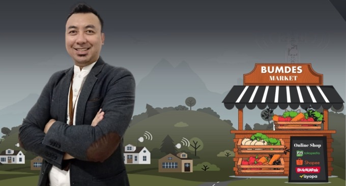 INTERNET MEMBANGUN DESA: Direktur PT. Gomeds Network Hamdan Humonggio. Gomeds menggandeng BUMDES untuk mengembangkan internet di pedesaan.