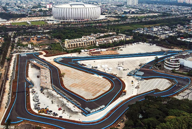 Lintasan Formula E di Ancol, Jakarta Utara, sudah selesai dibangun dan siap digunakan untuk ajang Jakarta E-Prix pada 4 Juni mendatang. (Haritsah Almudatsir/Jawa Pos)
