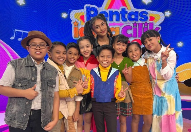 Novia Bachmid bersama para finalis Idola Cilik 2022 (Istimewa)