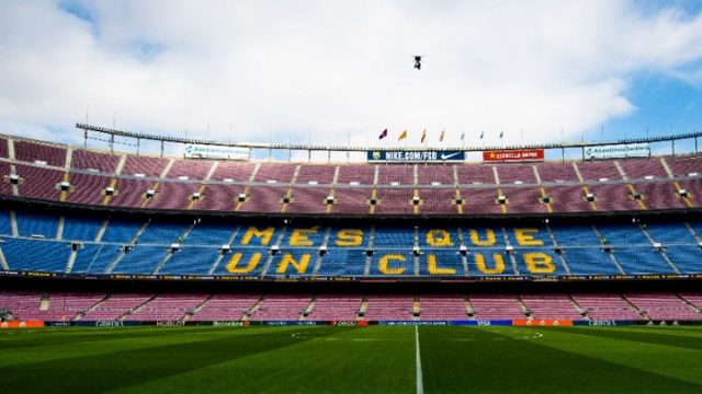 Markas Barcelona, Stadion Camp disewakan untuk respesi pernikahan dan bermain sepak bola untuk masyarakat umum. Foto : fc barcelona