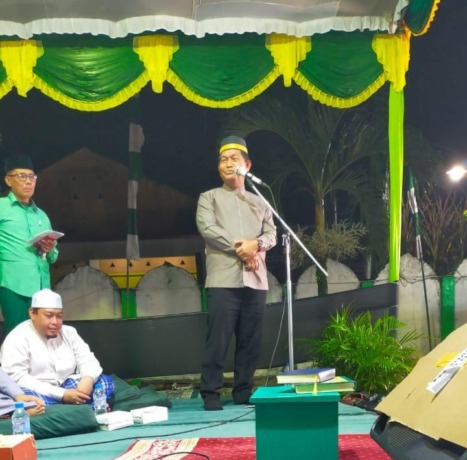 Ketua DPRD Sulut dr Fransiscus Andi Silangen menghadiri haul dua tahun meninggalnya KH Rijali M Nur, pimpinan Pondok Pesantren PKP Manado, Selasa (15/11) lalu.