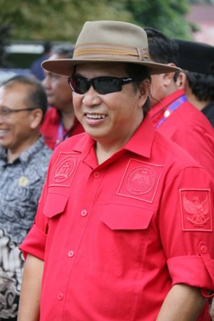 James Sumendap