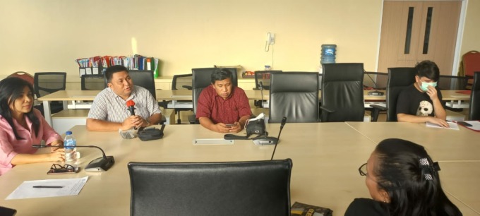 BAHAN KAJIAN: Suasana pelaksanaan forum konsultasi publik untuk menggali saran dan usulan, dalam upaya terus memaksimalkan pelayanan di RSM.