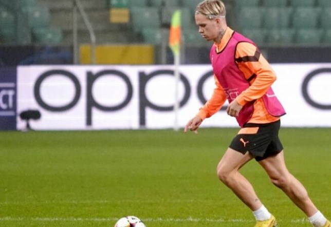 Mykhailo Mudryk.(ANTARA/AFP/JANEK SKARZYNSKI)