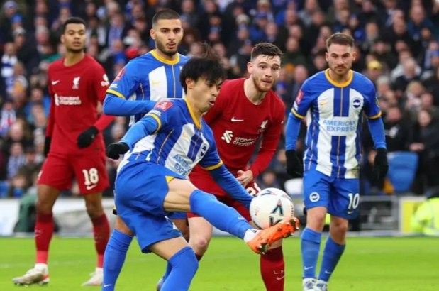 Liverpool dikalahkan Brighton & Hove Albion 1-2.(ANTARA/REUTERS/David Klein/)