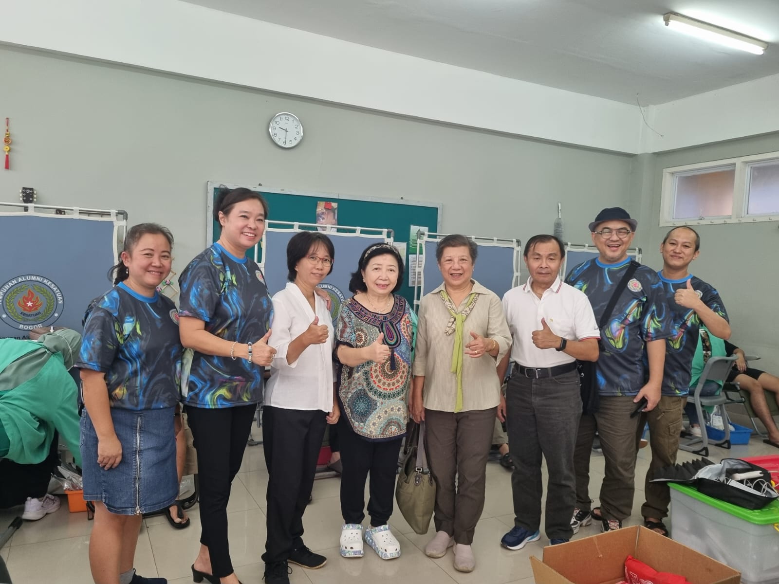 Alumni Kesatuan Bogor disela kegiatan donor darah.