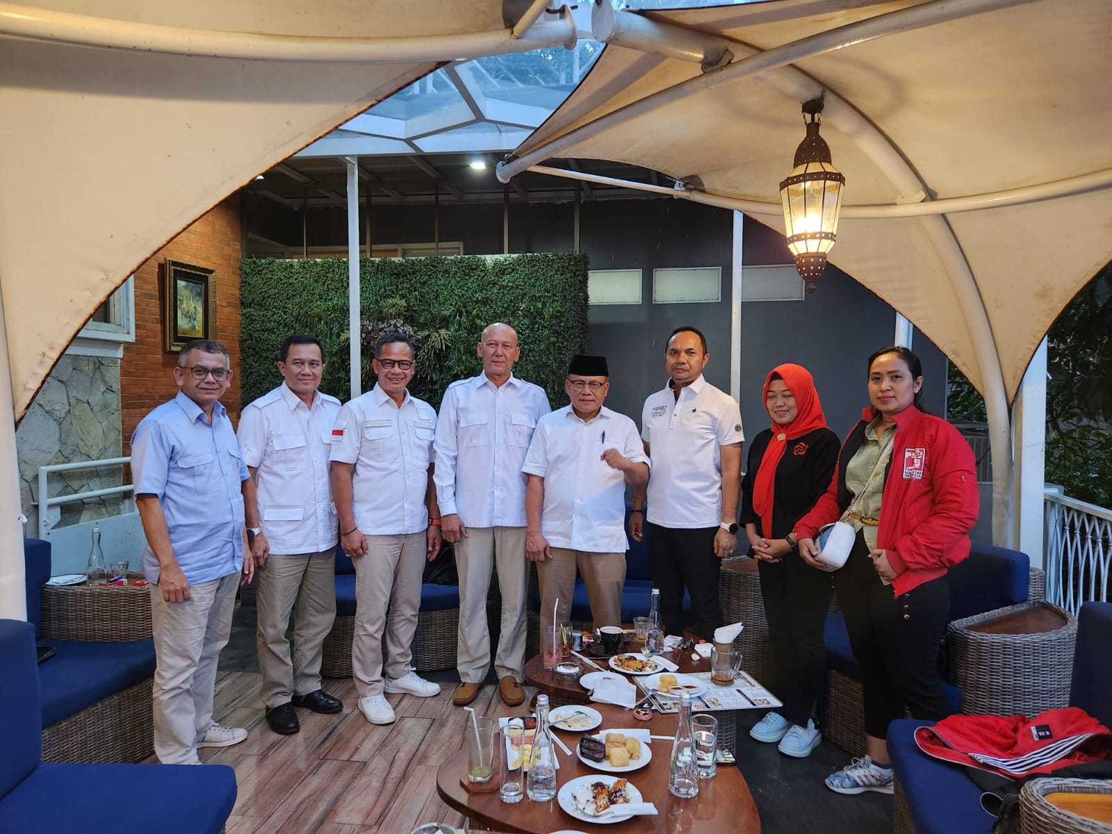Gerindra sepakat penjajakan kerjasama dengan Partai Solidaritas Indonesia (PSI) Kota Bogor. Kesepakatan itu terjalin pada pertemuan di Rumah Kopi Senin (29/4/2024).