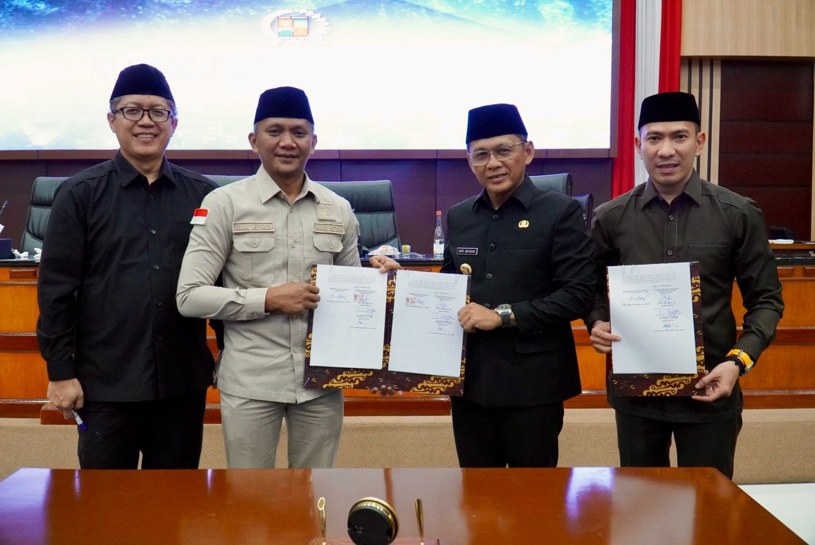 DPRD Kota Bogor dan Pemerintah Kota Bogor melakukan sidang paripurna Laporan Keterangan Pertanggung Jawaban (LKPJ) Wali Kota Bogor 2023, Selasa (30/4/2024).