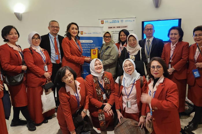 Foto bersama seluruh Delegasi Indonesia pada acara Commission on the Status of Women (CSW) ke-68 pada 11-22 Maret 2024, di New York, Amerika Serikat (AS).