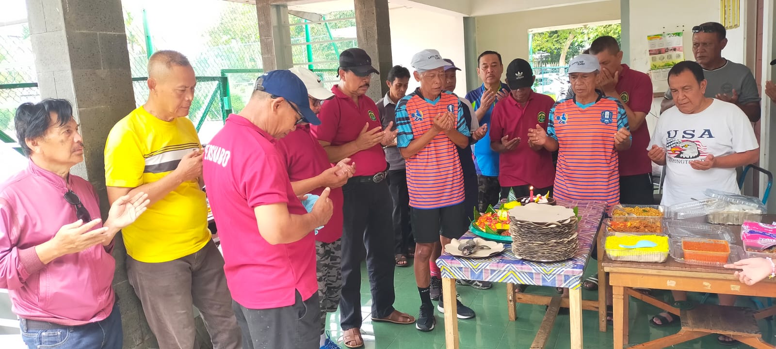 Para mantan Persikabo di era 70 hingga 90, memperingati satu tahun Sadulur Kabo di Lapangan Tenis, Komplek Perkantoran Pemkab Bogor. (IST)