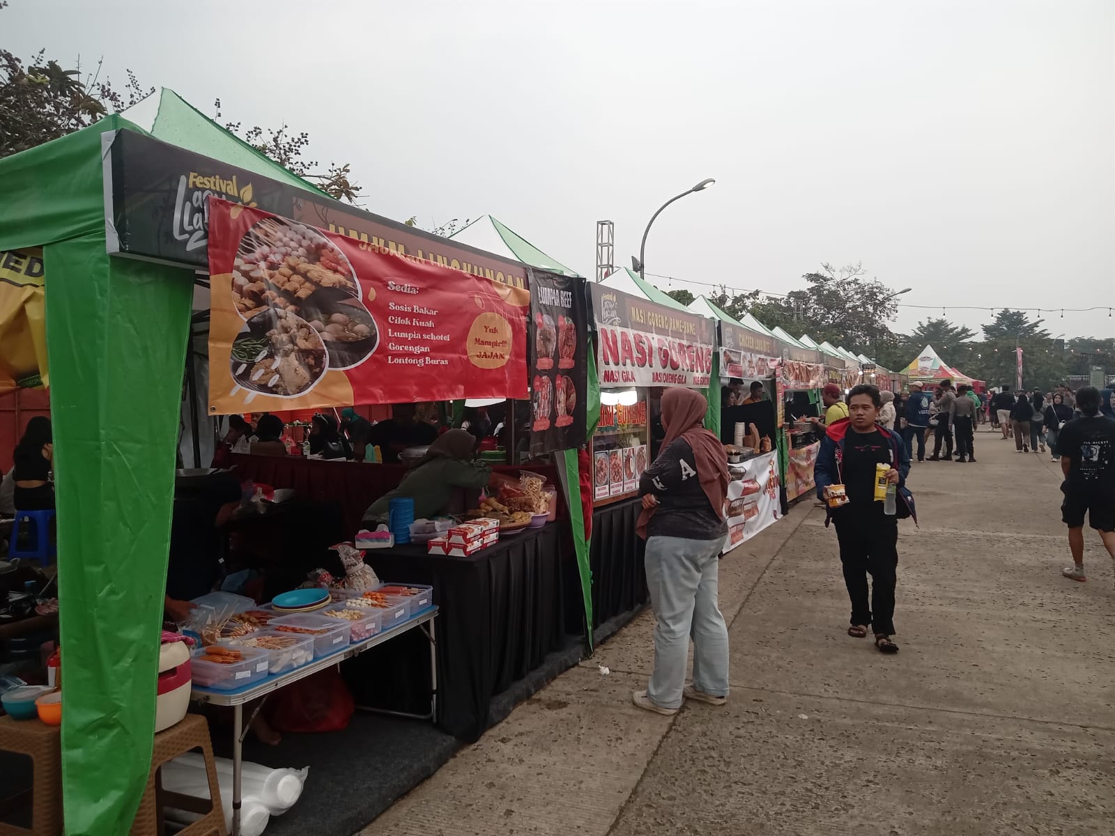 Semarak Festival Lagu Laguan 2024 di Stadion Pakansari, Kecamatan Cibinong, Kabupaten Bogor, Minggu (19/5/2024).