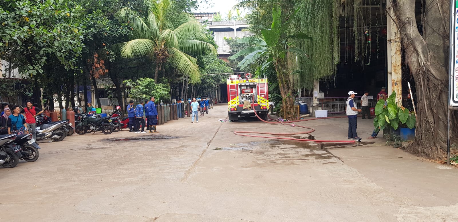 Kondisi terkini pabrik teksil kebakaran di Kabupaten Bogor.