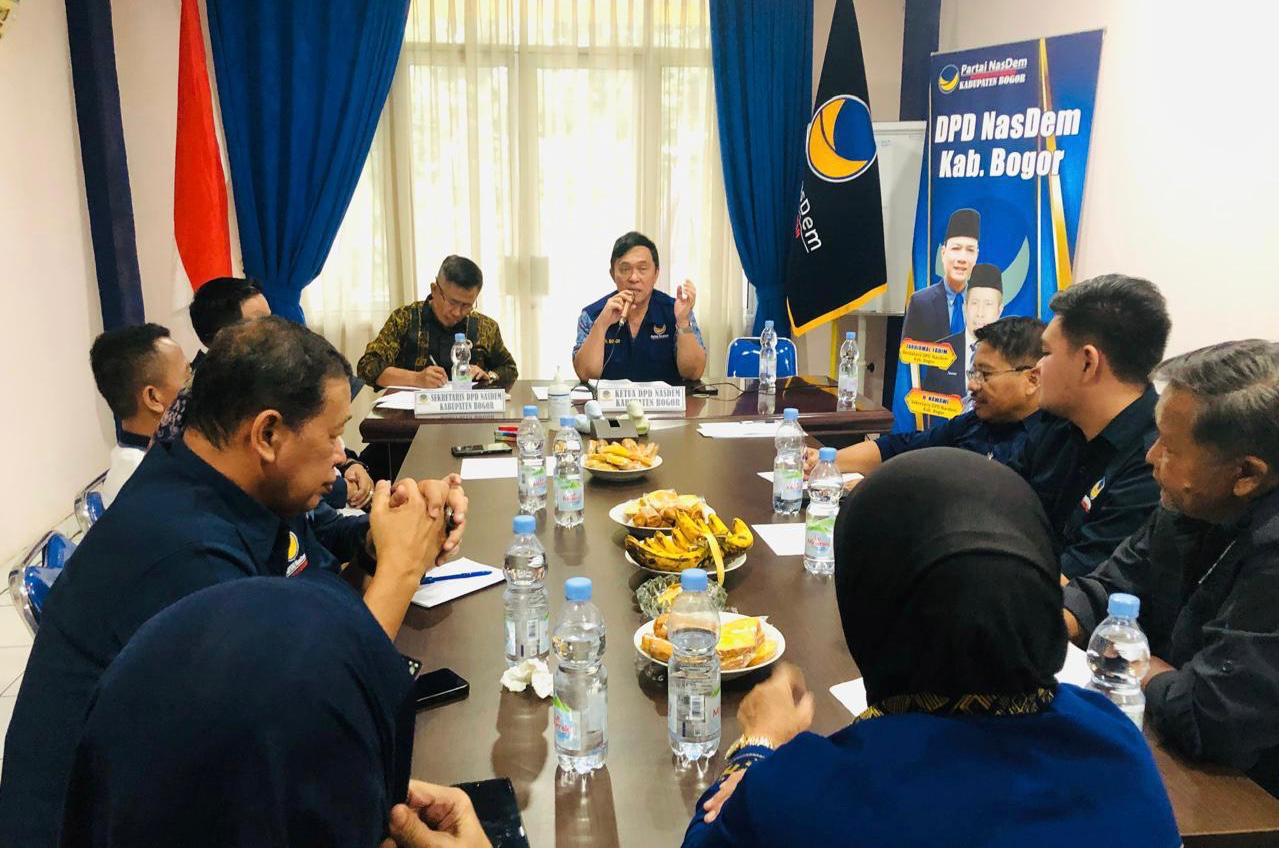 Rapat Pleno Penyusunan Pimpinan Fraksi di Kantor DPD NasDem, Jl Raya Jakarta-Bogor, Cimandala, Sukaraja, Selasa (21/5/2024).