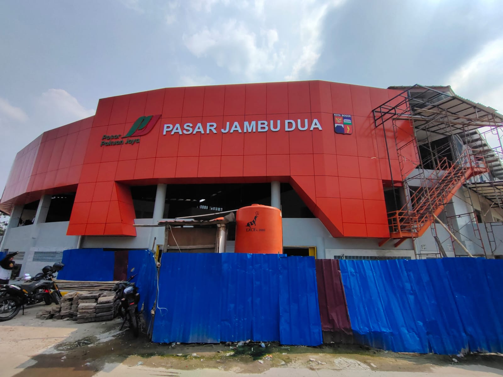 Kondisi terbaru Pasar Jambu Dua di Kelurahan Tanah Sareal, Kecamatan Tanah Sareal, Kota Bogor. Perumda PPJ menyebut pasar yang dicanangkan jadi pasar bersih ini mulai operasional pada awal Juni.