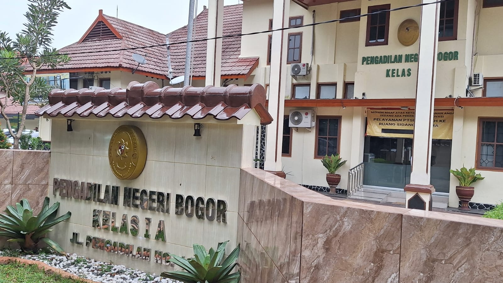 Suasana Pengadilan Negeri Bogor yang berada Jalan Pengadilan, Kecamatan Bogor Tengah, Kota Bogor.