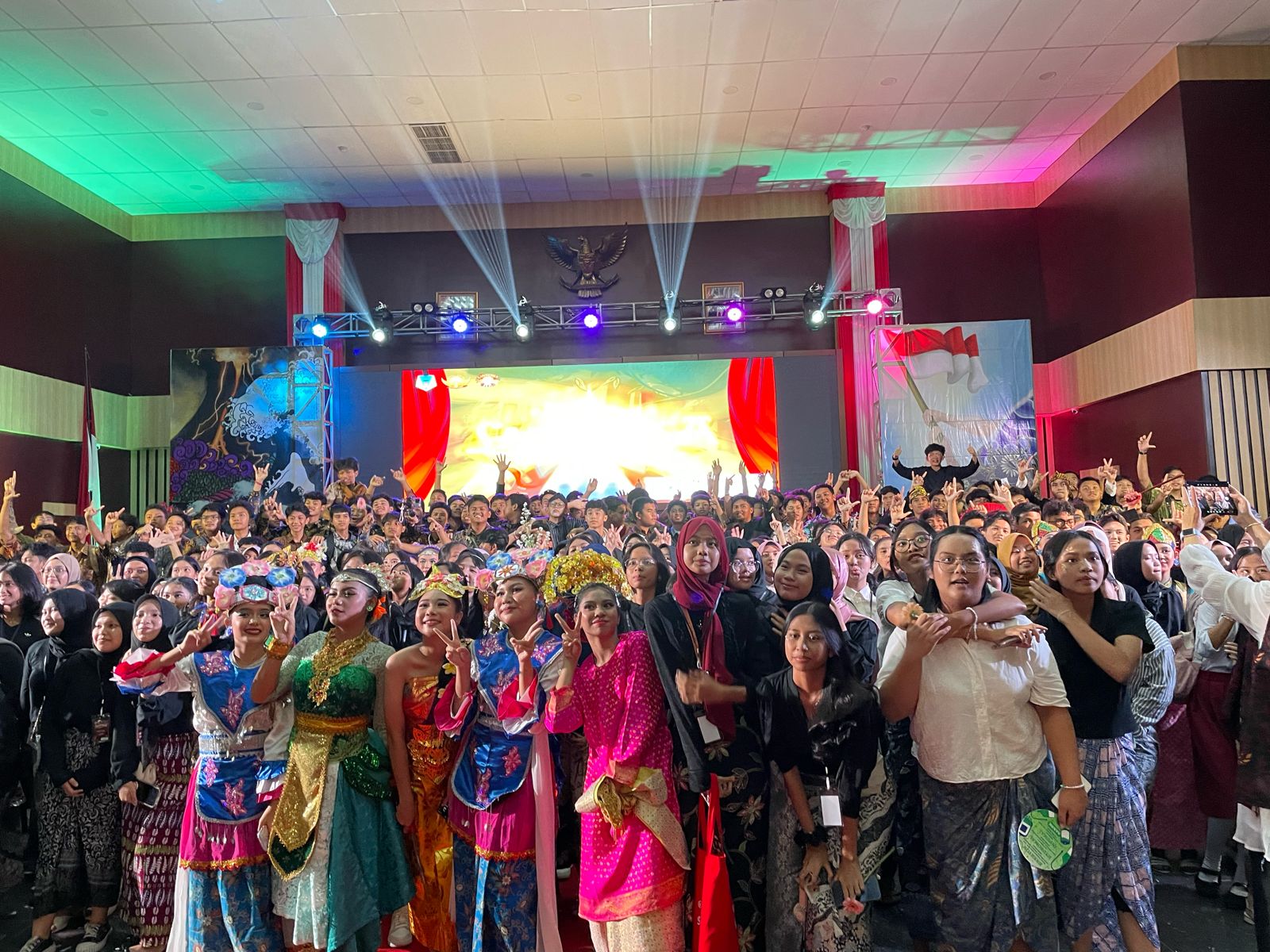 Pagelaran Seni Prakarsa Lanserka oleh siswa kelas 10 SMAN 1 Kota Bogor.