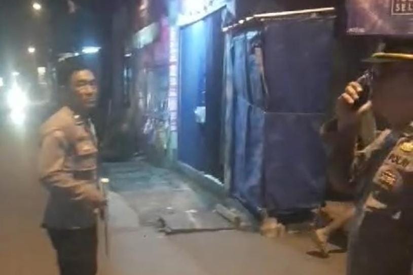 Petugas Polsek Parung melakukan Razia untuk menyasar kelompok geng motor yang hendak tawuran di wilayah Polsek Parung.