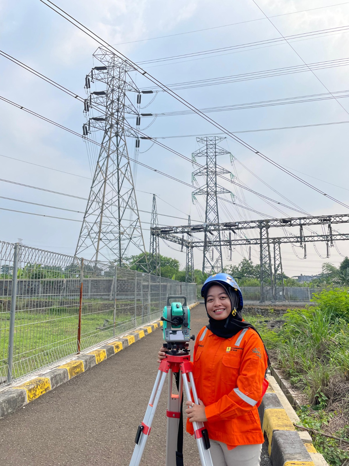 Kisah Maya, Srikandi PLN yang Bantu Penanganan Tower Kritis di Cianjur