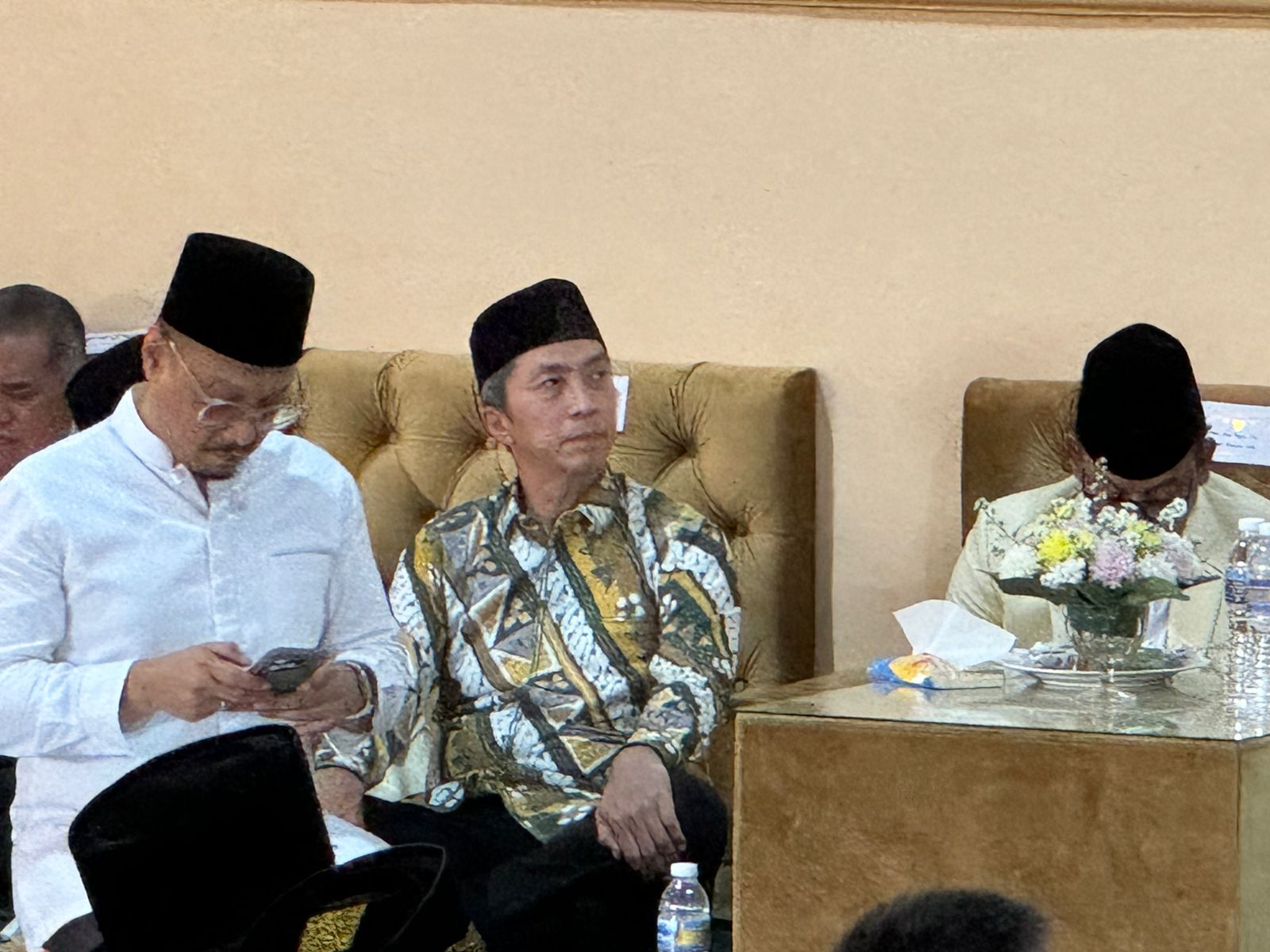 Calon Walikota Bogor, Dedie A Rachim (tengah).