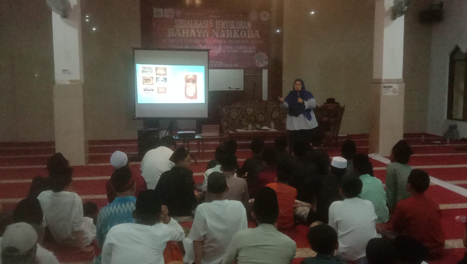 Suasana penyluhan bahaya narkoba di Masjid Baitussalam. (Ruri/Radar Bogor)