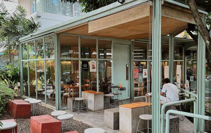 Tanmu Coffee yang berlokasi di Jl. Pajajaran Indah V No. 38, RT.01/RW.11, Kelurahan Baranangsiang, Kecamatan Bogor Timur, Kota Bogor.