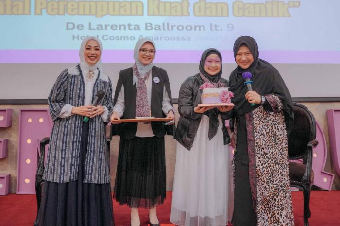 dr. Aisah Dahlan pada acara Milad ke-2 MEMTeQu di Hotel Cosmo Amarossa Jakarta, pada Selasa (10/6/2024).