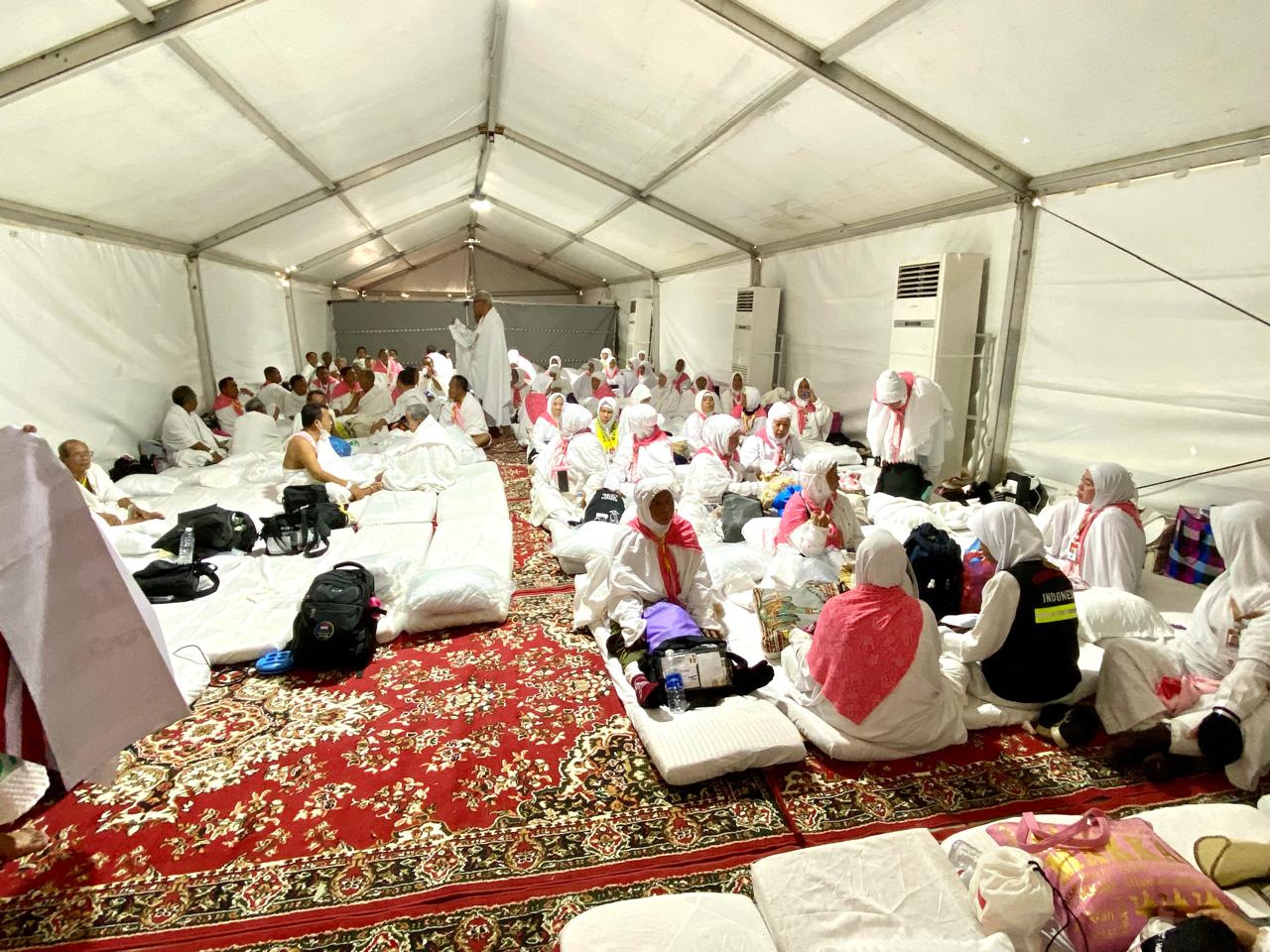 Kondisi tenda calon jemaah haji di Arafah.
