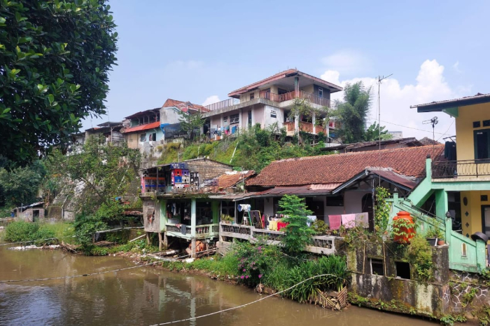 Kondisi kawasan kumuh di Kampung Mantarena, Kecamatan Bogor Tengah.