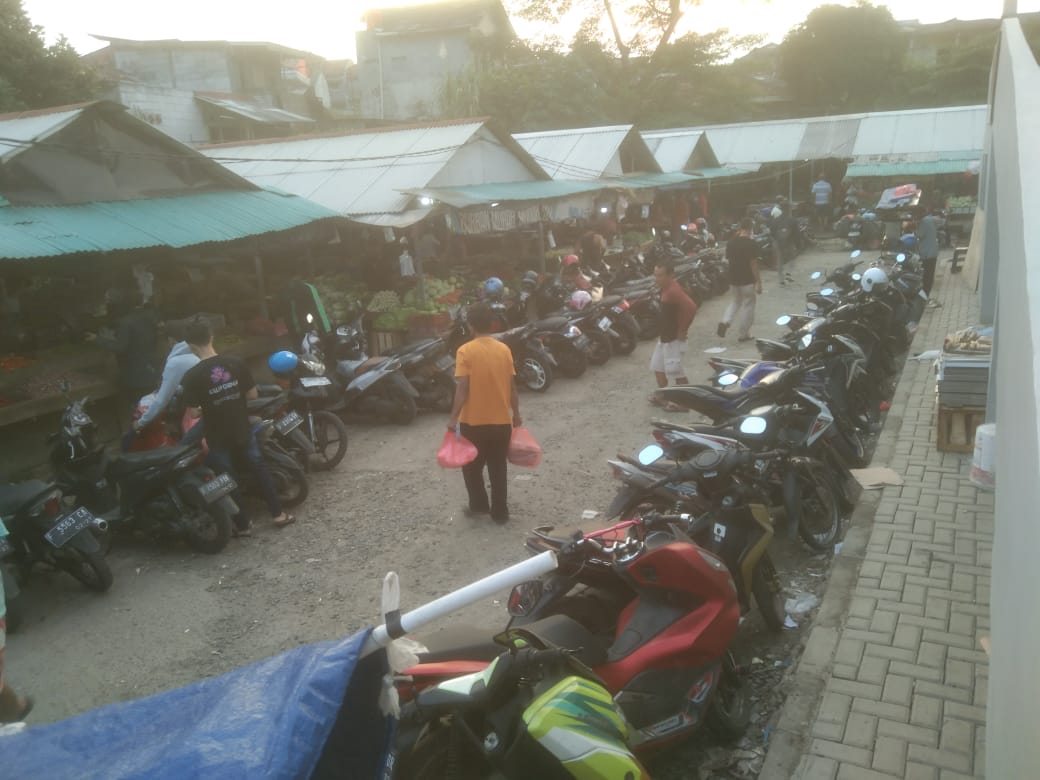 Lapak penampungan sementara (TPS) pedagang di Pasar Jambu Dua, dalam waktu dekat segera akan dipindah ke bangunan baru yang sudah siap digunakan.