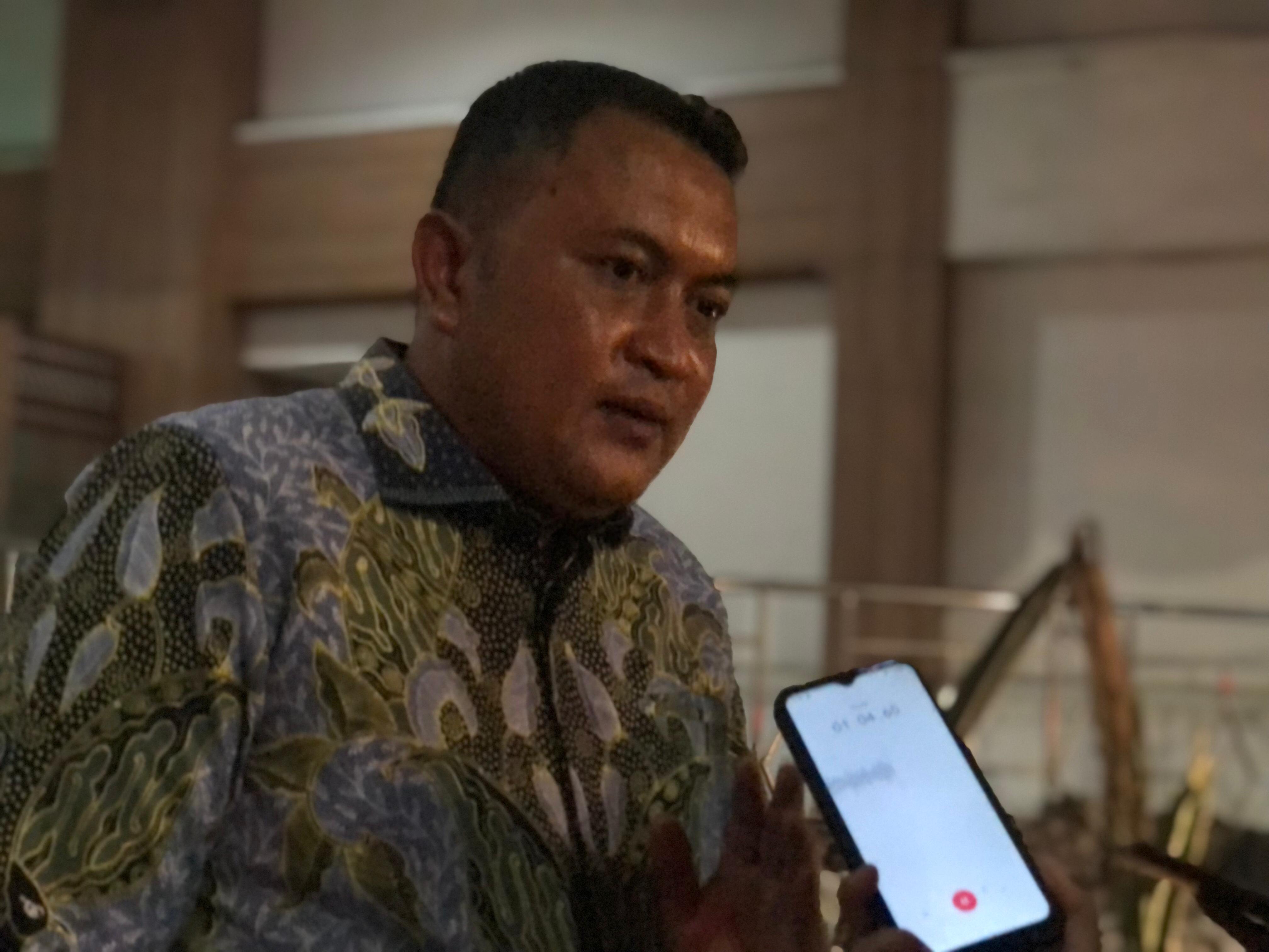 Ketua DPRD Kabupaten Bogor, Rudy Susmanto saat dimintai keterangan mengenai kegiatan Lepas Sambut Kejari Baru, Kamis (20/6/2024)