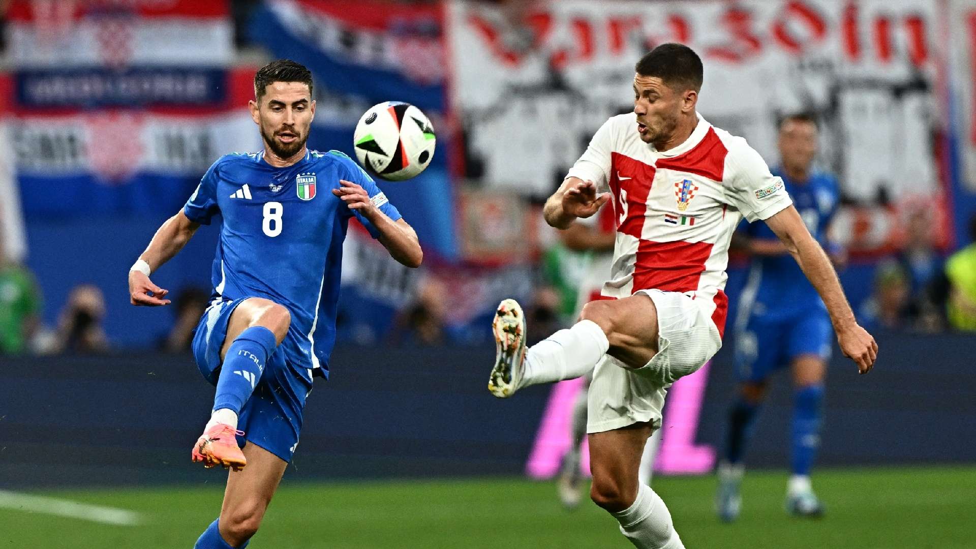 Laga Italia melawan Kroasia berakhir imbang