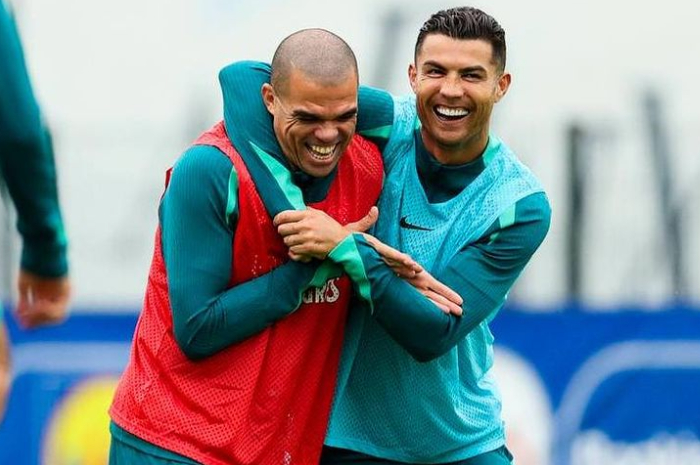 Ronaldo saat berlatih bersama Pepe.