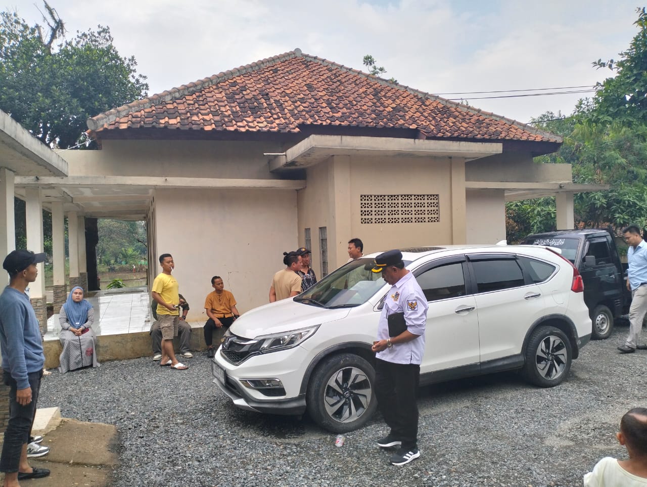 Dana desa ratusan juta milik Desa Cibodas, Kecamatan Rumpin, Kabupaten Bogor Raib digondol maling.