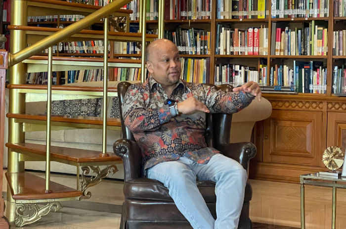 Ilham Akbar Habibie saat podcast ekslusif Radar Bogor.