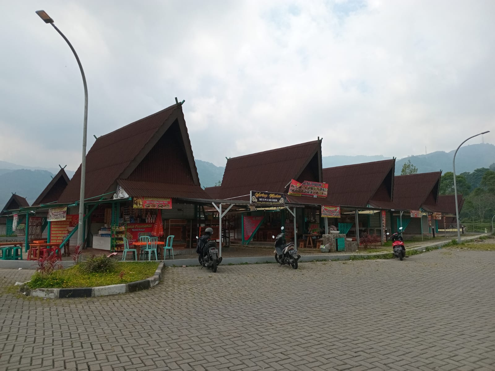 Rest Area Gunung Mas Puncak Bogor.