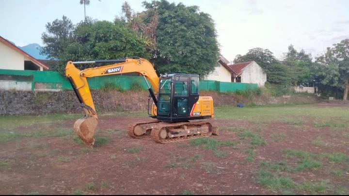 Pemerintah Desa Sirnagalih, Tamansari mulai membangun sentra ekonomi untuk para pelaku UMKM. Pembangunan sentra ekonomi tersebut menggunakan anggaran Dana Desa (DD) sebesar Rp 530 juta.