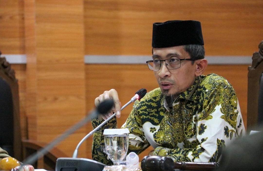 Wakil Ketua DPRD Kabupaten Bogor Agus Salim menjelaskan soal Penertiban PKL di Puncak.