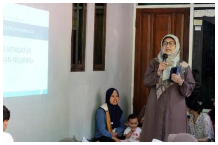 Dosen IPB University, menggelar Sekolah Keluarga Berkualitas di Desa Babakan, Kecamatan Dramaga, Kabupaten Bogor, Rabu (26/6/2024).