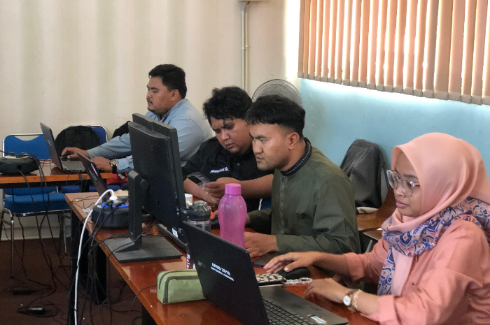 Suasana PPDB hari pertama di SMPN 2 Cibinong Kabupaten Bogor