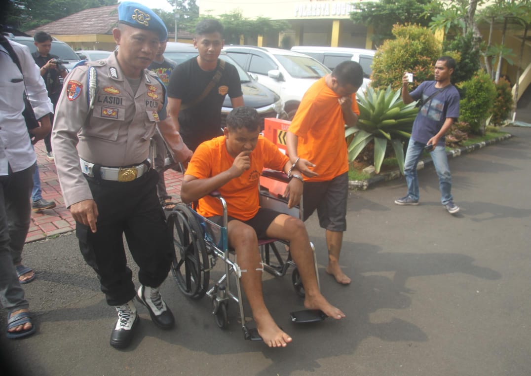 Pencuri yang beraksi di Balumbangjaya Bogor