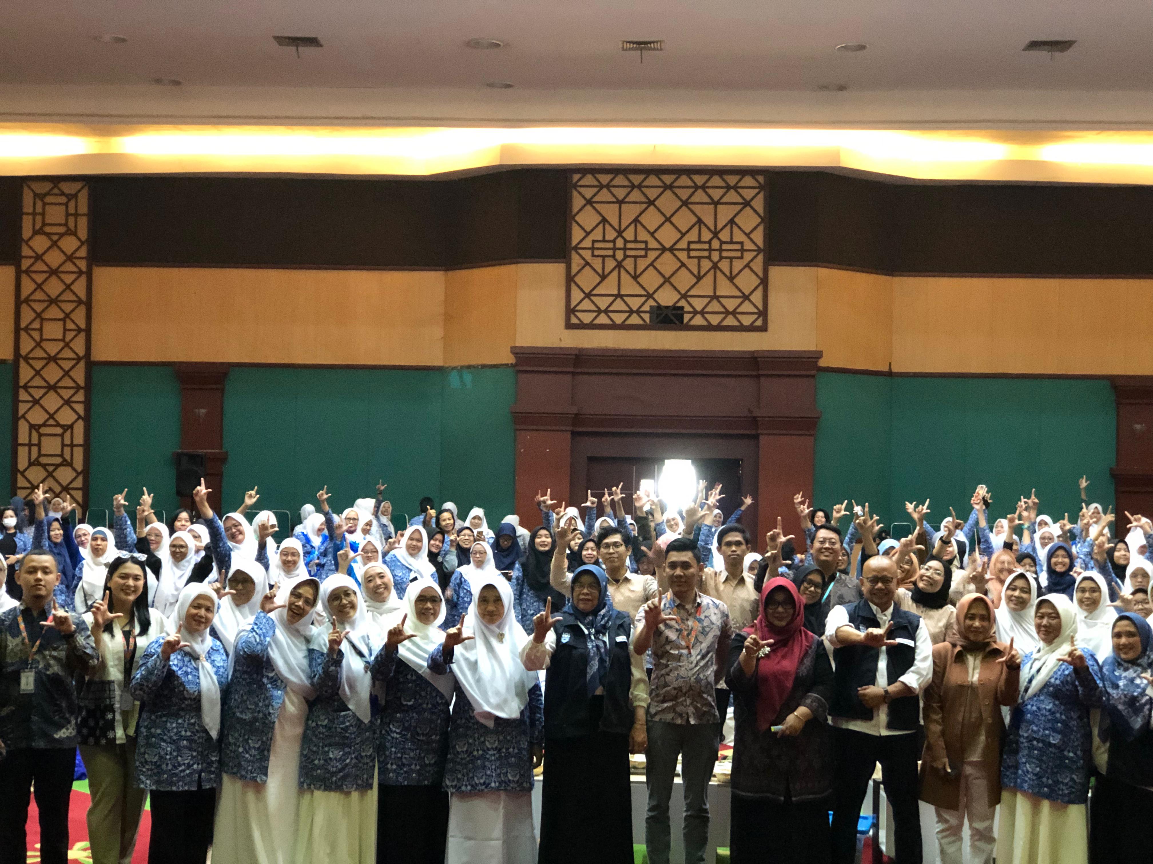 Erlangga Bersama dengan IGTKI Kabupaten Bogor, menggelar kegiatan pelatihan literasi dan numerasi.