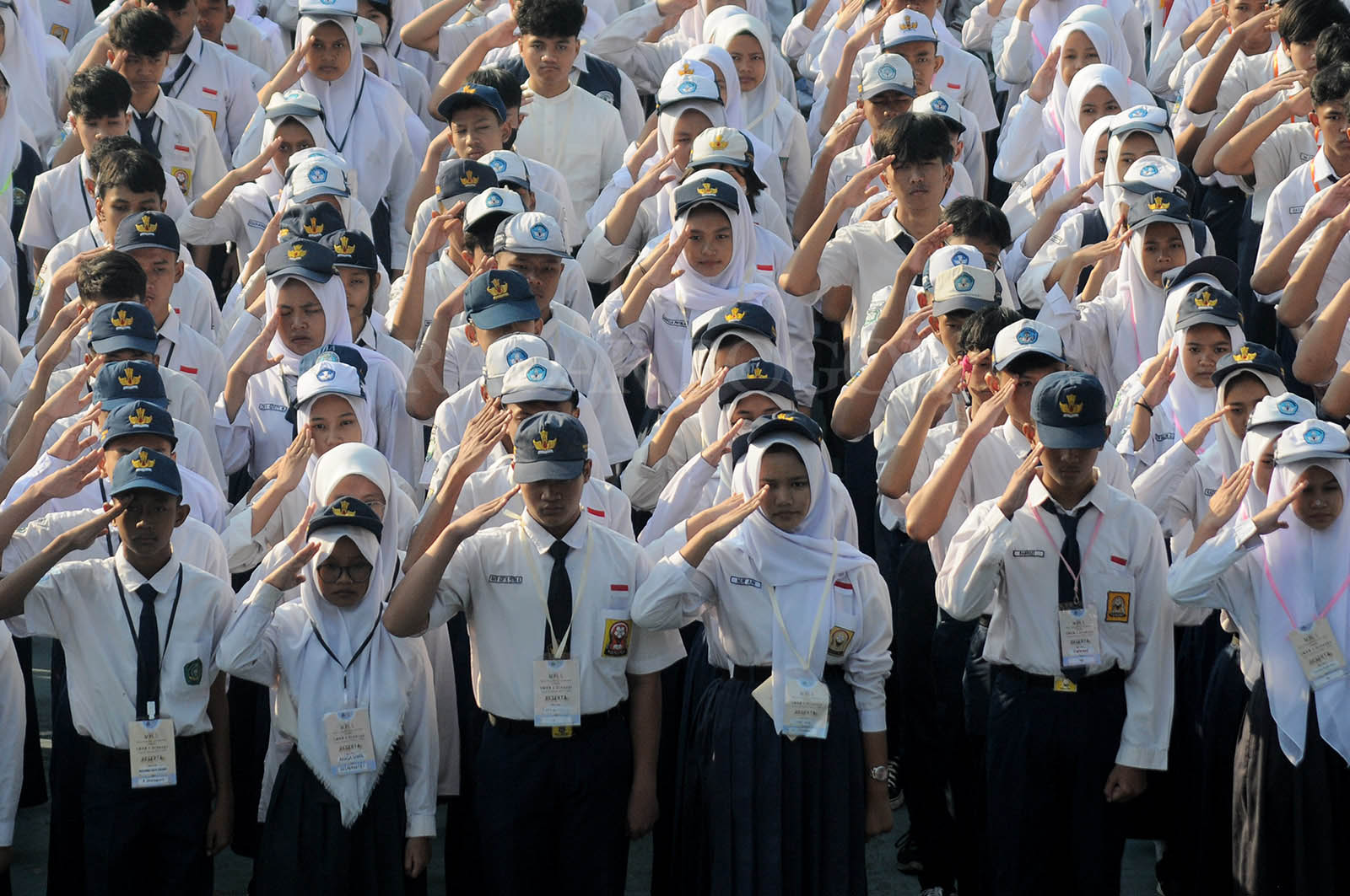 Sejumlah siswa baru saat menjalani MPLS di SMAN 1 Dramaga, Kabupaten Bogor, Senin (15/7/2024).