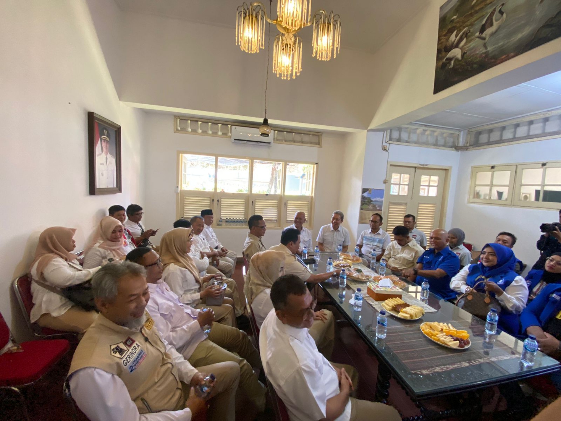Jajaran Pengurus DPC Partai Gerindra Kota Bogor melalui Bappda menyambangi Posko Dedie A Rachim.