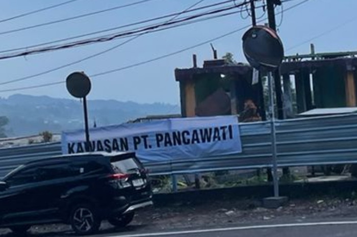 Eks Lahan Riung Gunung Puncak, Kecamatan Cisarua, Kabupaten Bogor, setelah diratakan petugas gabungan.