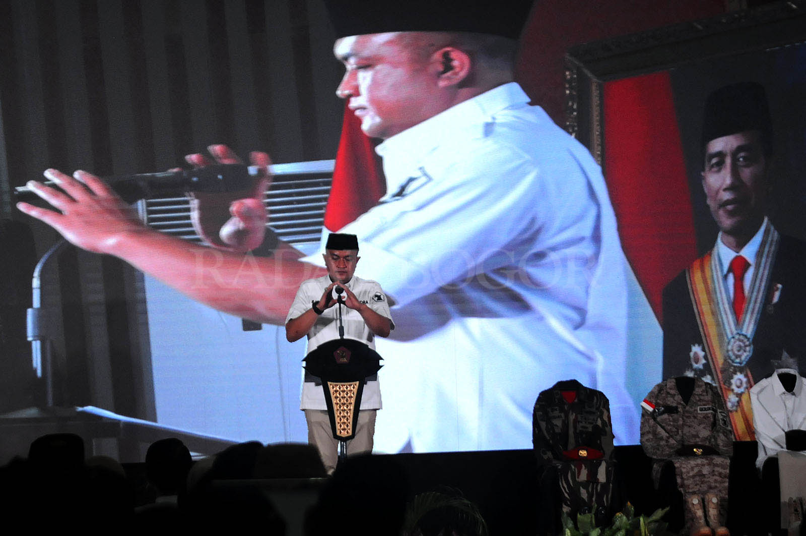 Rudy Susmanto, menyampaikan sambutan usai resmi dideklarasikan sebagai bakal calon Bupati Bogor oleh DPP Partai Gerindra di Hotel Lorin Sentul, Senin (22/7/2024).