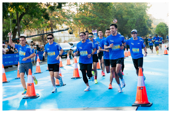 Pocari Sweat Run Indonesia 2024 ini berlangsung di Gedung Sate, Kota Bandung, Jawa Barat, Minggu (21/7/2024).