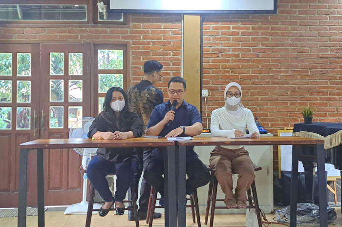 Korban penipuan saat konfrensi pers beberapa waktu lalu.