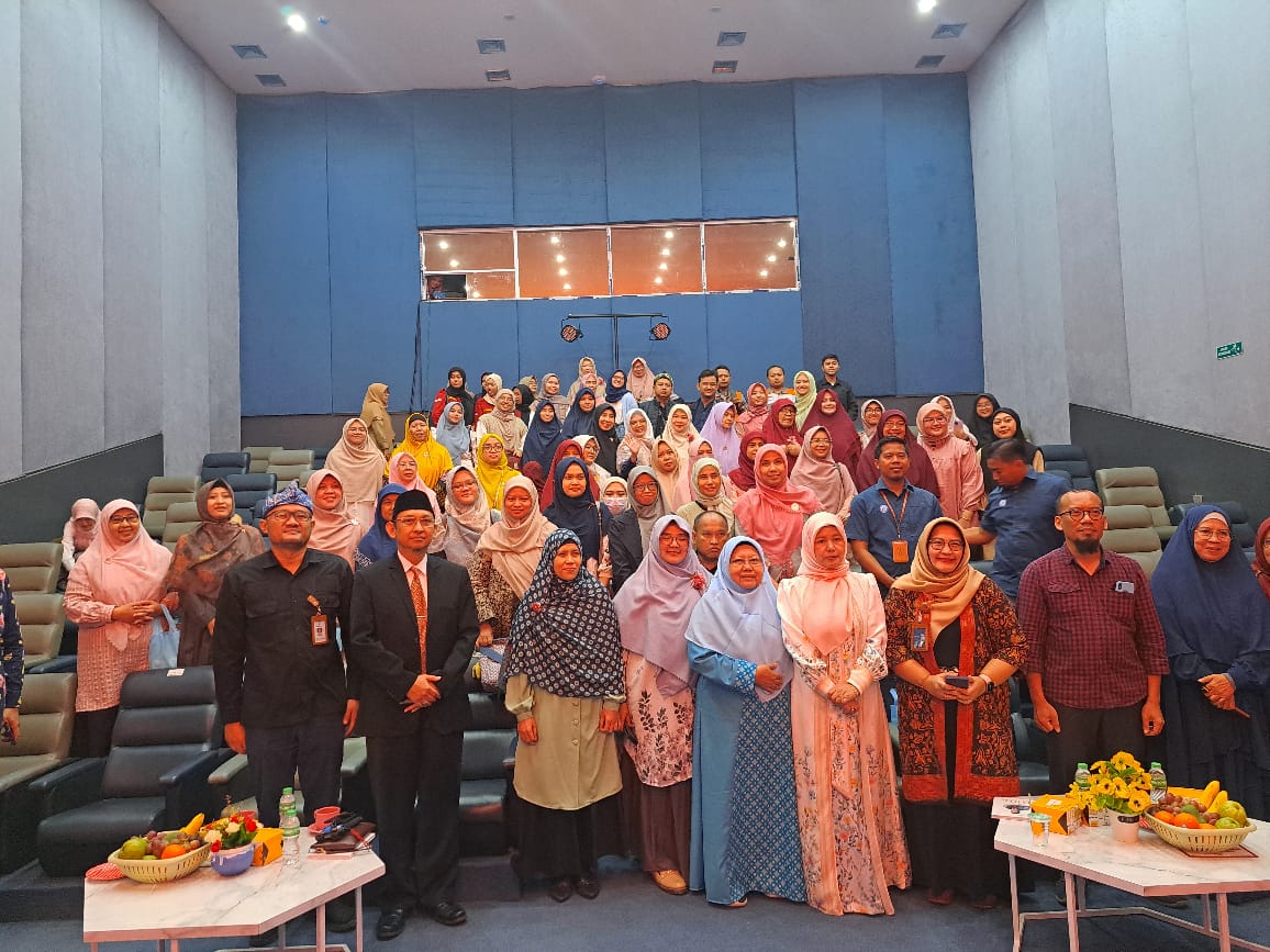 Koalisi Nasional Perlindungan Keluarga (KNPK) Indonesia menggelar Seminar Nasional di Auditorium Perpustakaan Kota Bogor pada Kamis (25/7/2024).